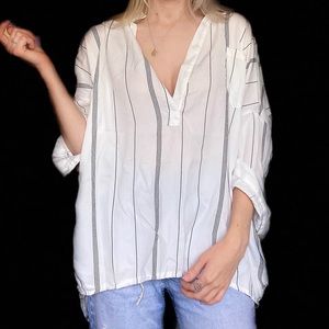 Oversized striped casual tee